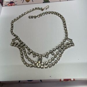 Silver Vintage-Style Rhinestone Necklace